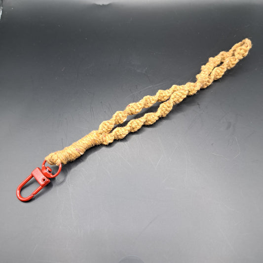 Dragonne en macramé