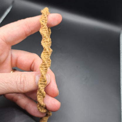 Dragonne en macramé