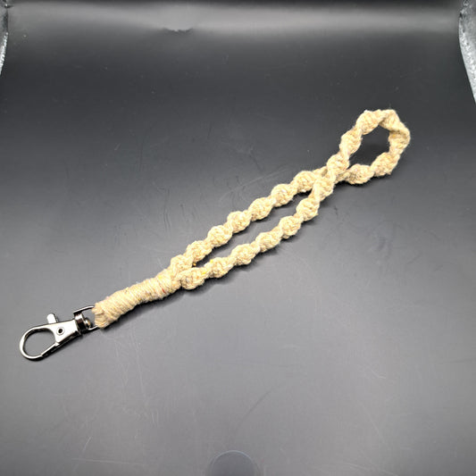 Dragonne en macramé