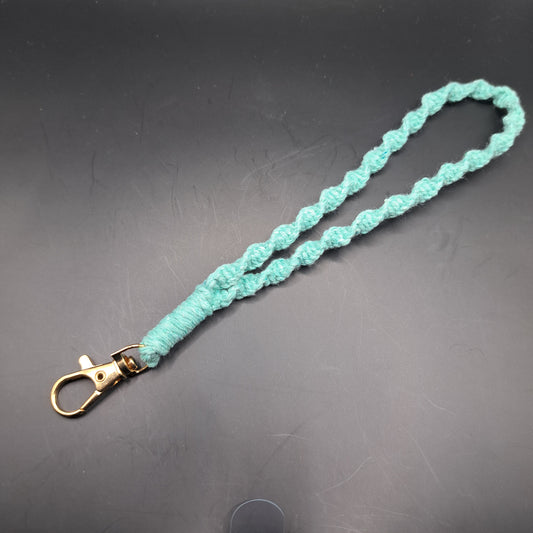 Dragonne en macramé