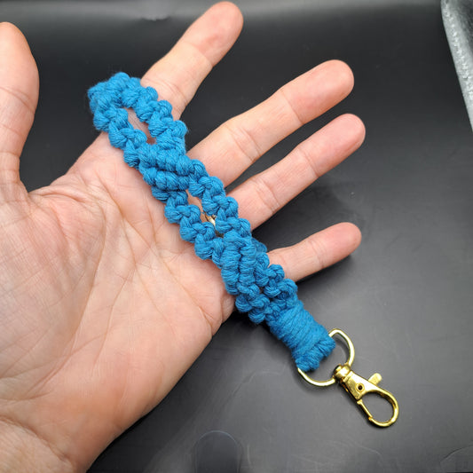 Dragonne en macramé