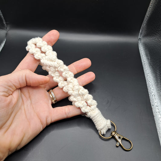 Dragonne en macramé