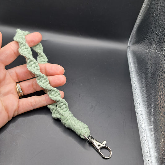 Dragonne en macramé