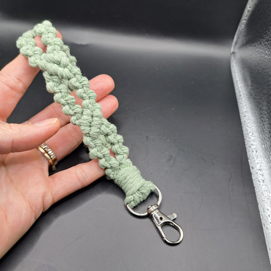 Dragonne en macramé