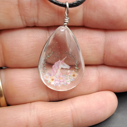 Collier avec perle de verre