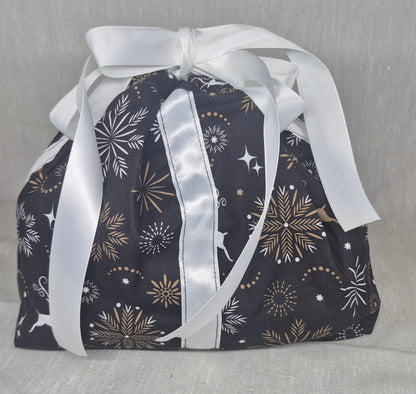 Sac cadeau en tissu avec son ruban/boucle
