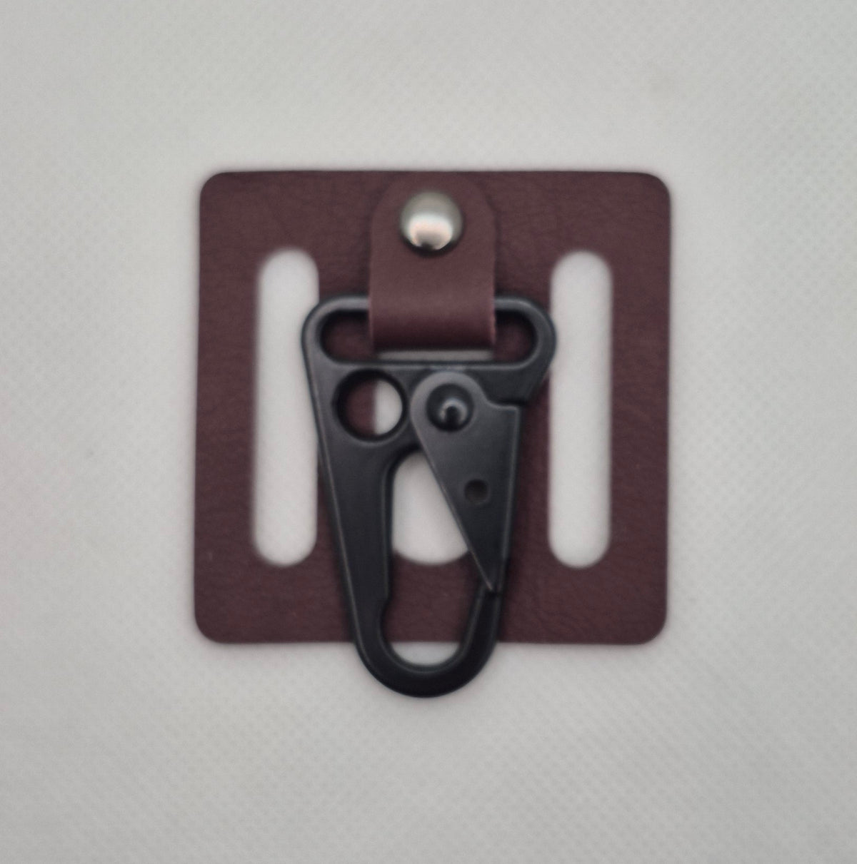 Support de ceinture avec mousqueton en cuir