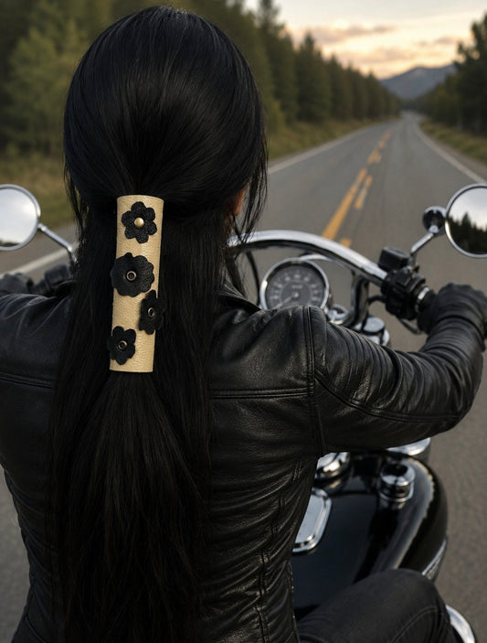 Hair glove