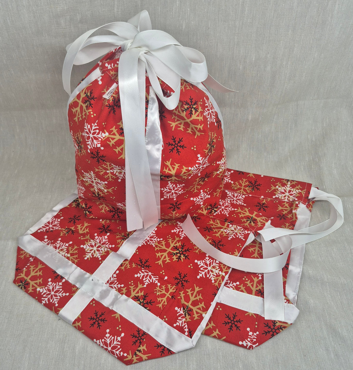 Sac cadeau en tissu avec son ruban/boucle