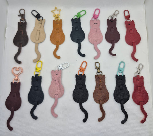 Parure en cuir chat