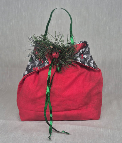 Sac cadeau en tissu avec son ruban/boucle
