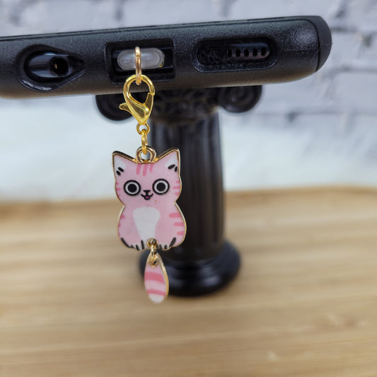Pendentif pour cellulaire sur bouchon anti-poussière