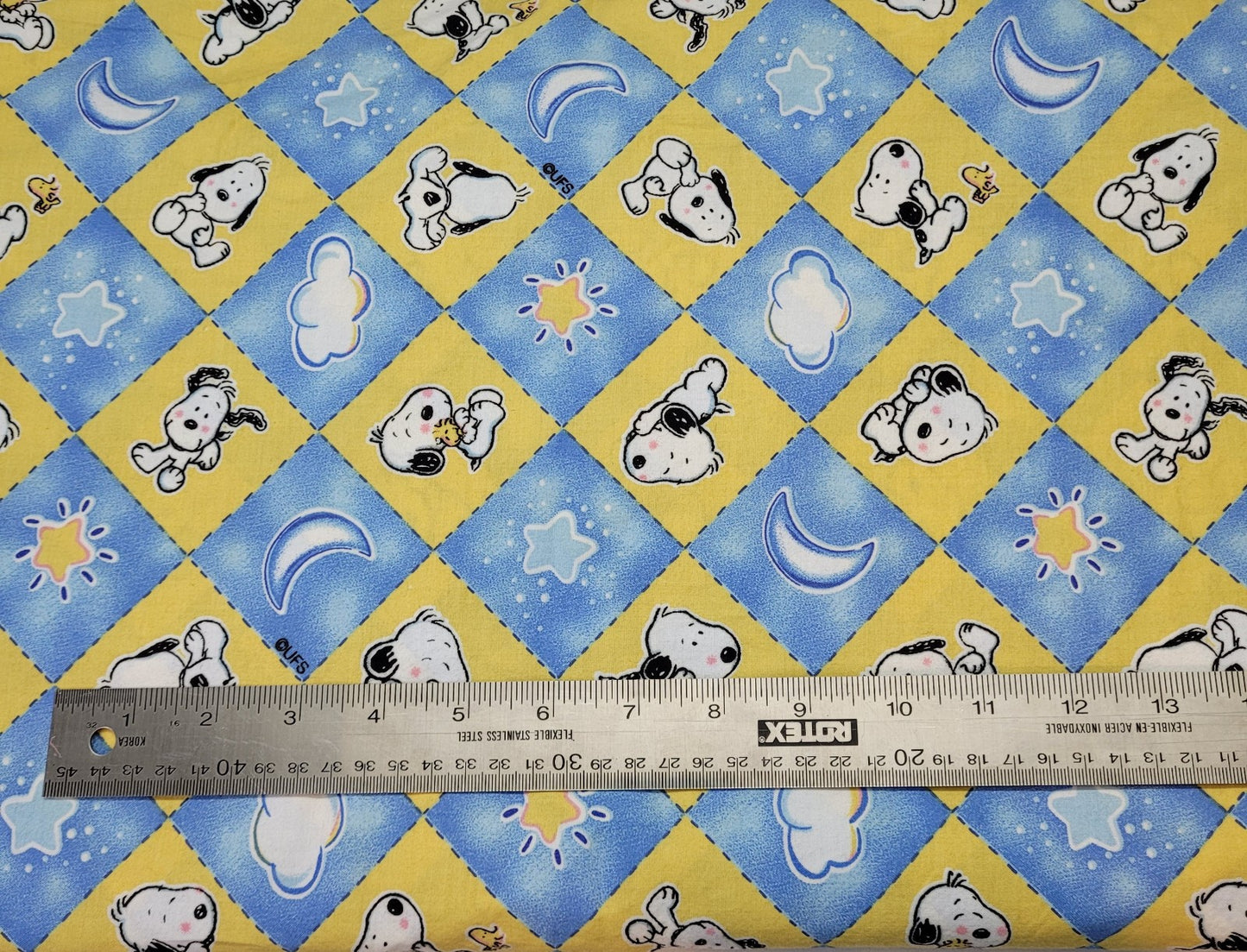Tissu 100% coton Snoopy