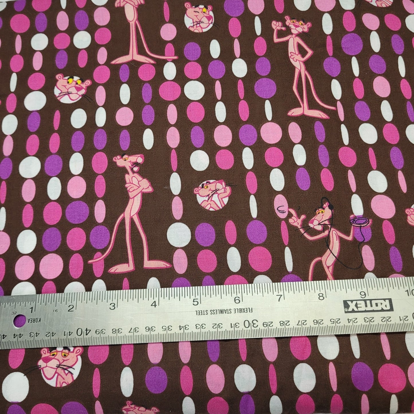 Tissu 100% coton Panthère rose