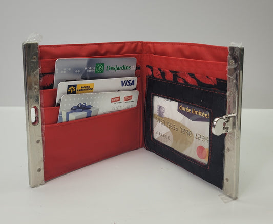 Portefeuille noir et rouge