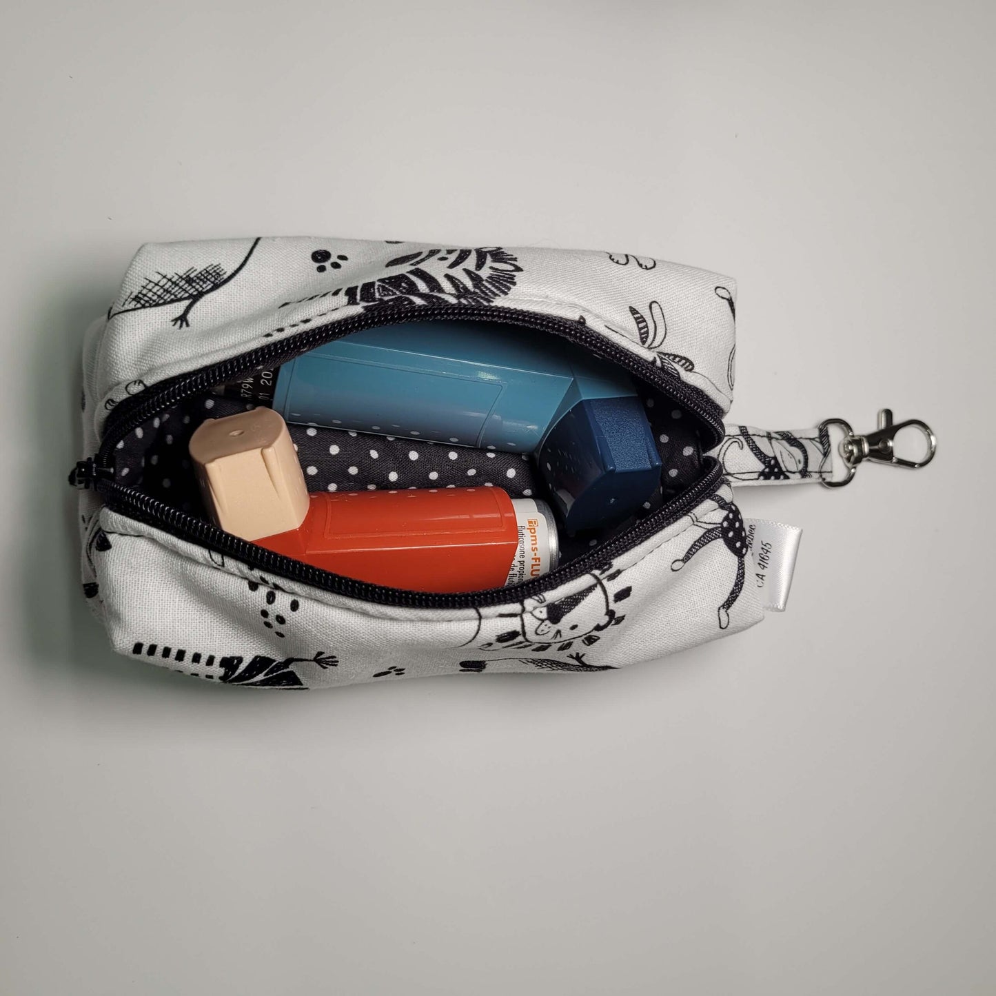Étui pour inhalateur ou pochette inhalateur moyen
